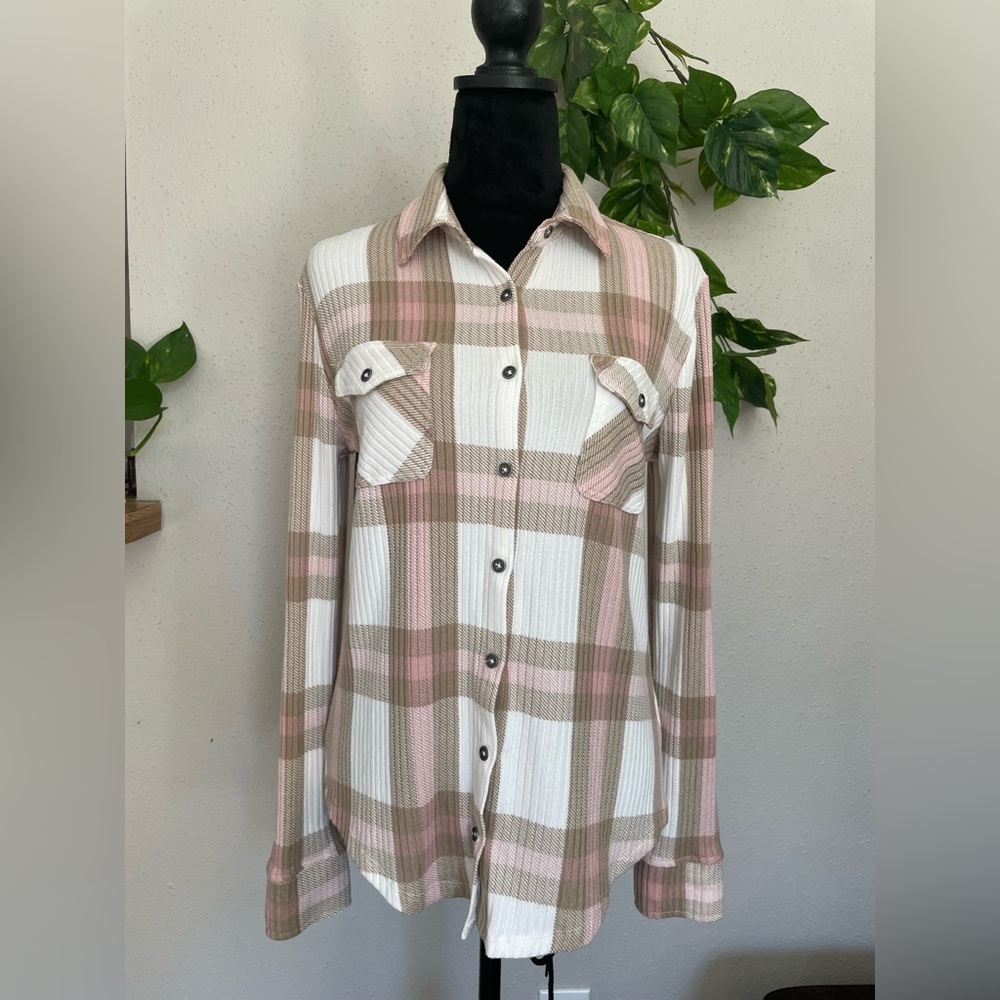 Como Vintage Pink and Tan Plaid Button-Down Shirt - Picture 2 of 11